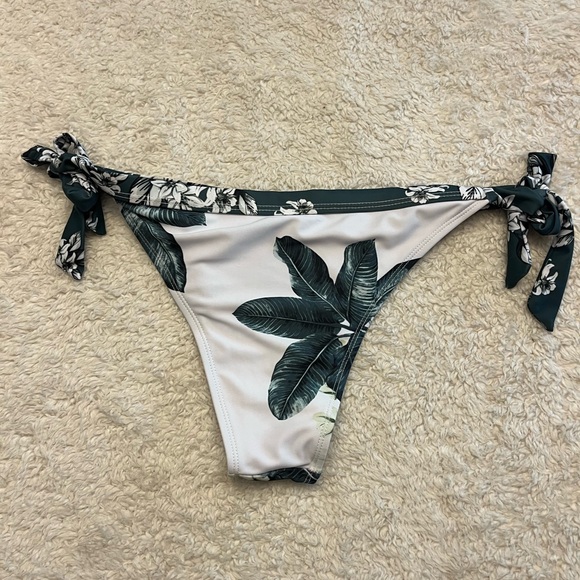SHEIN NWOT Tropical Bikini Bottom - Picture 5 of 5